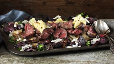 Helstekt lammentrecôte med kryddsmör