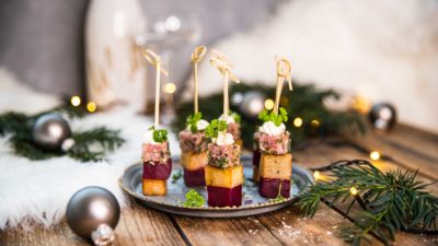 Aptitretare med kalvsylta, rödbeta och stekt potatis