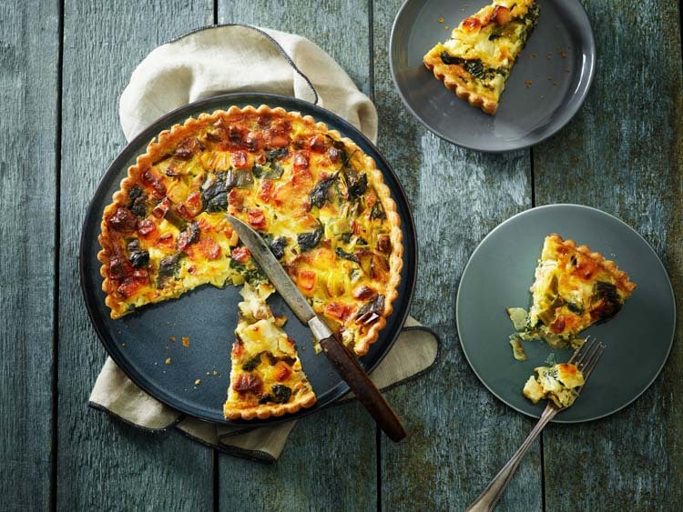 Quiche Lorraine med spenat, purjolök och sidfläsk